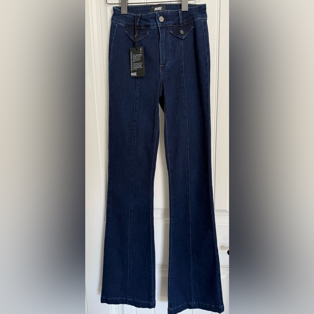 PAIGE JEANS Hr Laurel Canyon Wlt Flap Pkt
Jean Size 23 - Picture 3 of 14